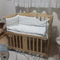 تخت وگهواره نوزاد خیلی استفاده نشده فروشی|تخت و صندلی بچه|صدرا-فارس, فاز ۱|دیوار