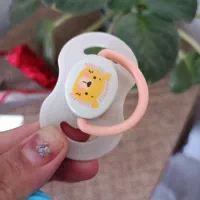 پستونک ومیوه خوری کودک