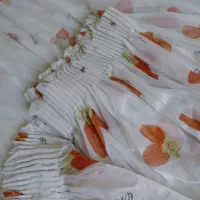 پرده حریر طرح توت فرنگی کاملا نو کلا یه ماه زدیم|پرده، رانر، رومیزی|تهران, خانی آباد نو شمالی|دیوار