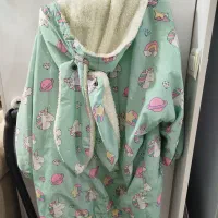 کاپشن تمیز در حد نو دوبار بیشتر پوشیده نشده