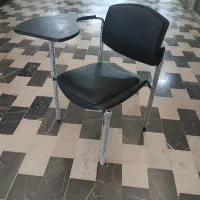 صندلی دسته دار محصلی