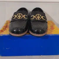 با سلام یک جفت کفش بچگانه برای فروش دارم