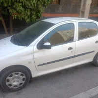 دویست و شش صندوقدار موتور بزرگ مدل ۹۴