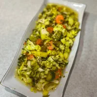 انواع ترشی ، پیاز سرخ شده ، انواع سبزی همگی خانگی