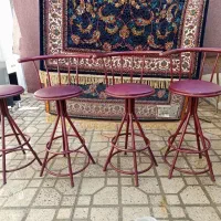 صندلی و کمد