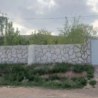 باغ دور دیوار با درخت میوه واستخر