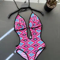 تعدادی لباس زیر و لباس خواب بفروش میرسدعمده و تک|لباس|بروجرد, |دیوار