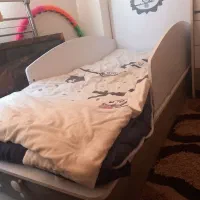 تخت خواب بدون تشک و میز توالت نوجوان و جوان|تخت و سرویس خواب|اصفهان, بهارستان|دیوار