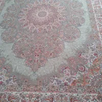 ۲ عدد فرش ۹متری کارکرده ولی تمیز