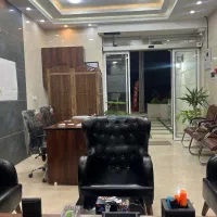 استخدام منشی خانم جهت همکاری در املاک با پورسانت