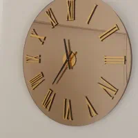 ساعت دیواری