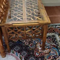 تخت سنتی با قالیچه و صندلی و میز جلومبلی|مبلمان خانگی و میز عسلی|ری, علایین|دیوار