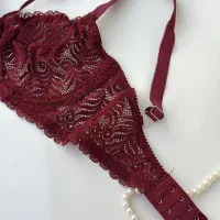 ست گلبرگ|لباس|قم, باجک یک|دیوار