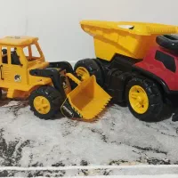 اسباب بازی کامیون و لودر