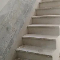 کجارو میخوای تمیز کنم.پله آسانسور یا ...