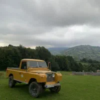 لندرور وانت یک تن پاژن