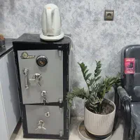 میز و صندلی و گاوصندوق اداری|مبلمان اداری|فولادشهر, مسکن مهر فولادشهر|دیوار