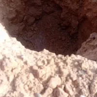 کارگر حفار گود پایه برق کانال چاه وغیره انجام میدم