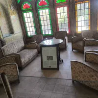 همخونه بیحاشیه