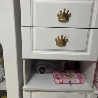 تخت و کمد ویترین|تخت و سرویس خواب|تهران, آهنگران (سراسیاب دولاب)|دیوار