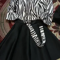 شومیز و دامن