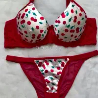 ست لباس زیر شورت سوتین