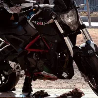 بنلی ۲۵۰ تک فیس قدیم