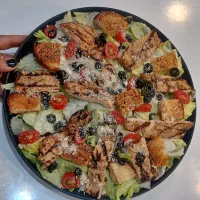 نیرو خانم اماده سازی فست فود