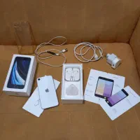 ایفونse2020 64g