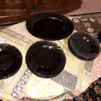 یک سرویس ظروف فرانسوی