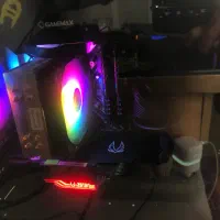 کامپیوتر گیمینگ با مانیتور گیمینگ و لوازم جانبی