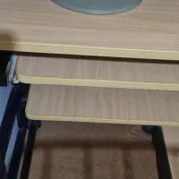 میز کامپیوتر و مانیتور