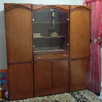 کمد و کتابخانه