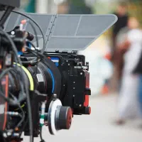 با پرداخت پنج میلیون بازیگر شوید