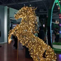 فروش انواع مجسمه فلزی ابعاد واقعی|مجسمه، تندیس، ماکت|خمینی‌شهر, |دیوار