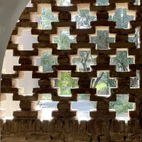 فروش-دو-دربند-مغازه-تجاری-دائم-کوشش