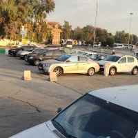 به دونفر نگهبان جهت کار در پارکینگ