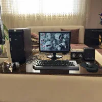 کامپیوتر کامل  و  صندلی چرخ دار