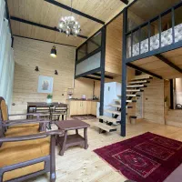 کلبه چوبی استخر دار دو خواب