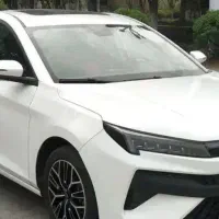 کی‌ام‌سی J7، مدل ۱۴۰۲