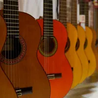 گیتار (فروش و آموزش)