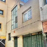 ویلایی-چهارراه-فرایبورگ-اول-مصلی