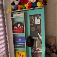 تخت و کمد کودک