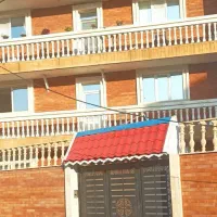 اپارتمان سه طبقه شخصی ساز