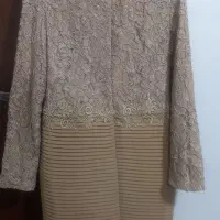 مانتو و لباس مجلسی ورق بزنید