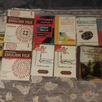 تعدادی کتاب کارشناسی ادبیات انگلیسی و یادگیری زبان