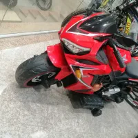 موتور شارژی قرمز|اسباب‌‌بازی|یزد, |دیوار