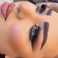 میکاپ وتمام خدمات آرایشگری