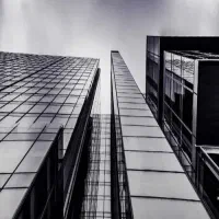 فروش لپ تاپ با ارائه فاکتور رسمی