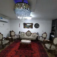 مبل سلطنتی ۷نفره همراه با میز ناهار خوری